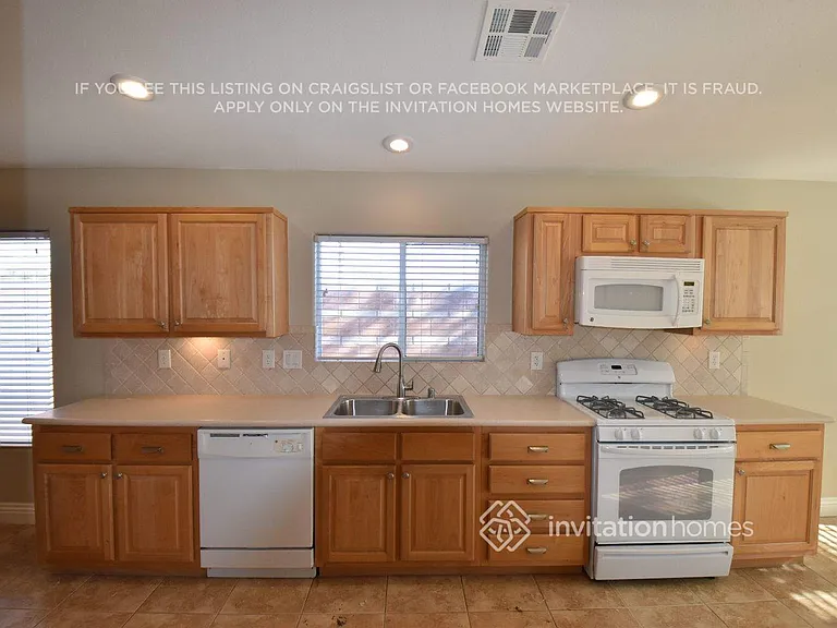 4432 Meadowlark Wing Way — Photo 5