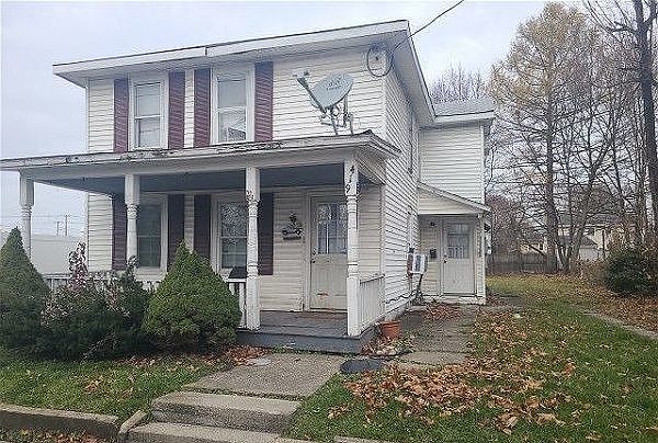 1st image of 419 Standish St
