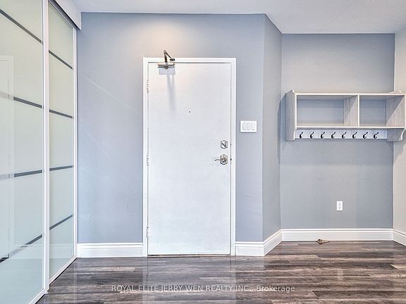 3rd image of 1701 McCowan Rd #302