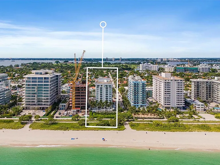 9195 Collins Ave #1104 — Photo 37