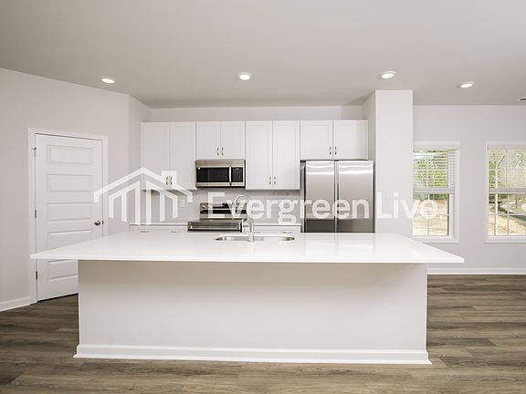 5th image of 542 Hodge Rd