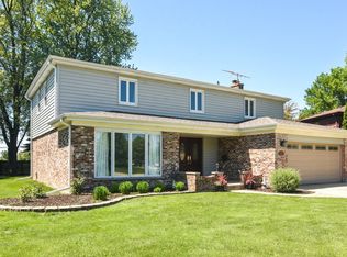 626 S Allen Ln, Arlington Heights, IL