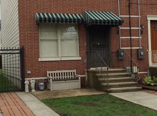 328 Seaside Ave, Rockaway Park, NY 11694
