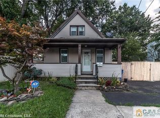 47 E Laurel St, Port Reading, NJ 07064