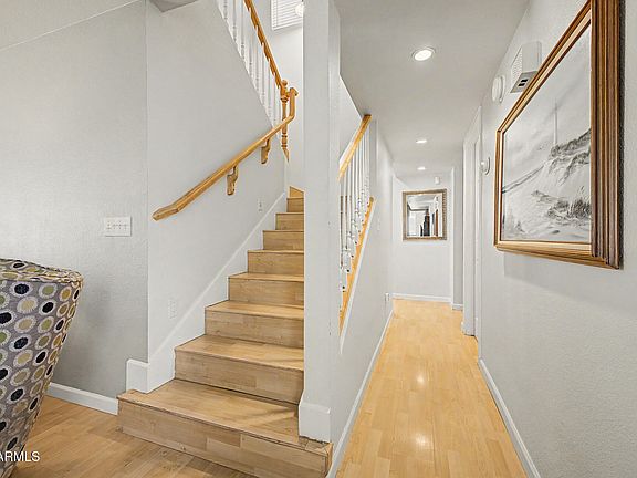 4th image of 1664 W KEATING Avenue