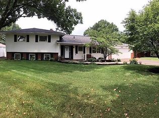 1500 Zollinger Rd, Columbus, OH 43221