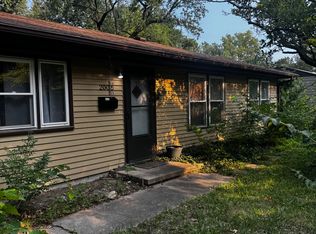 2002 Hillview Rd, Lawrence, KS 66046