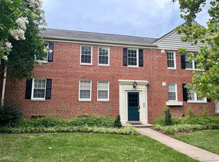 6701 W Wakefield Dr APT B1, Alexandria, VA 22307