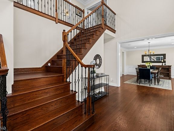 5th image of 31 Mountainview Rd