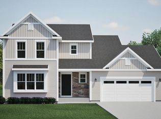 2033 Savannah Dr, Grafton, WI 53024