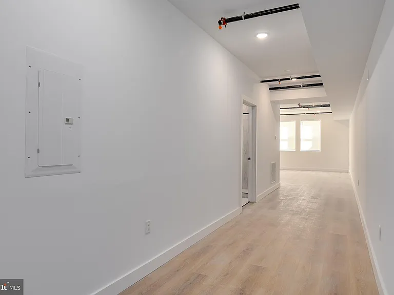 2203 N 7th St #1 — Photo 4