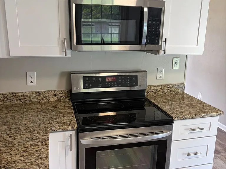 19 Michele Dr — Photo 21