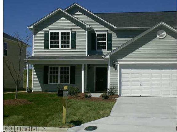 2nd image of 805 Forestcrest Dr