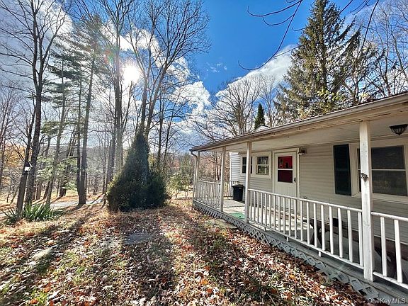 2nd image of 335 Tempaloni Rd