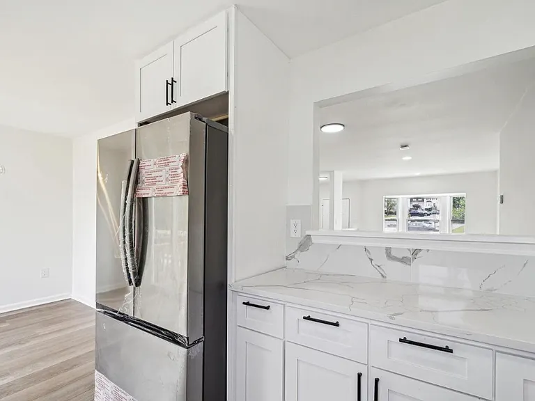10611 Campus Way S — Photo 11