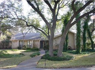 4 Old Oak Dr, Round Rock, TX 78665