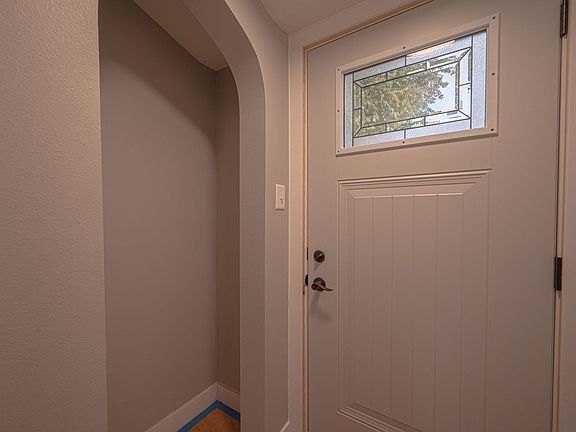 5th image of 2544 S Lakeport St