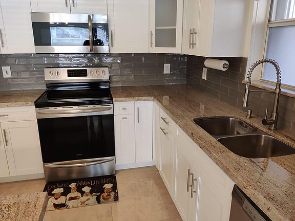 3rd image of 12003 Royal Palm Blvd #12003