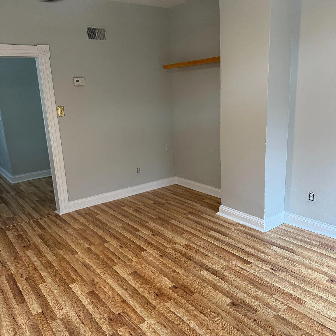 1 bed, 1.0 bath, 800 sqft, $1,300 — Photo 4
