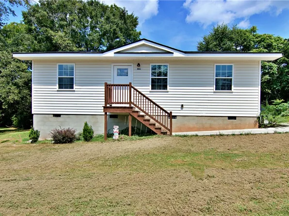 901 E South 1st St, Seneca, SC 29678