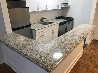 Rented by Metropolis Real Estate of Manhattan