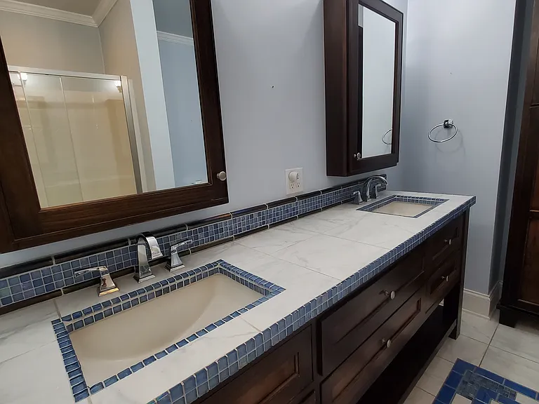 114 W Lexington Ave — Photo 51