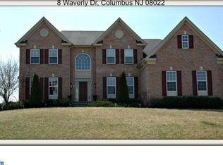 8 Waverly Dr, Columbus, NJ 08022