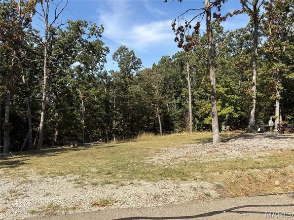 1033 Port Perry Dr, Perryville, MO 63775