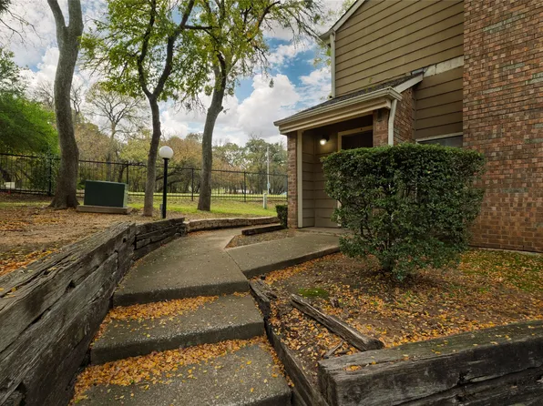 2104 Park Willow Ln APT A, Arlington, TX 76011