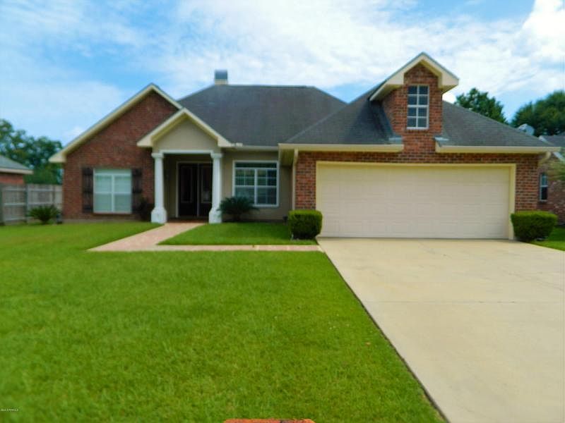 414 Crest Circle