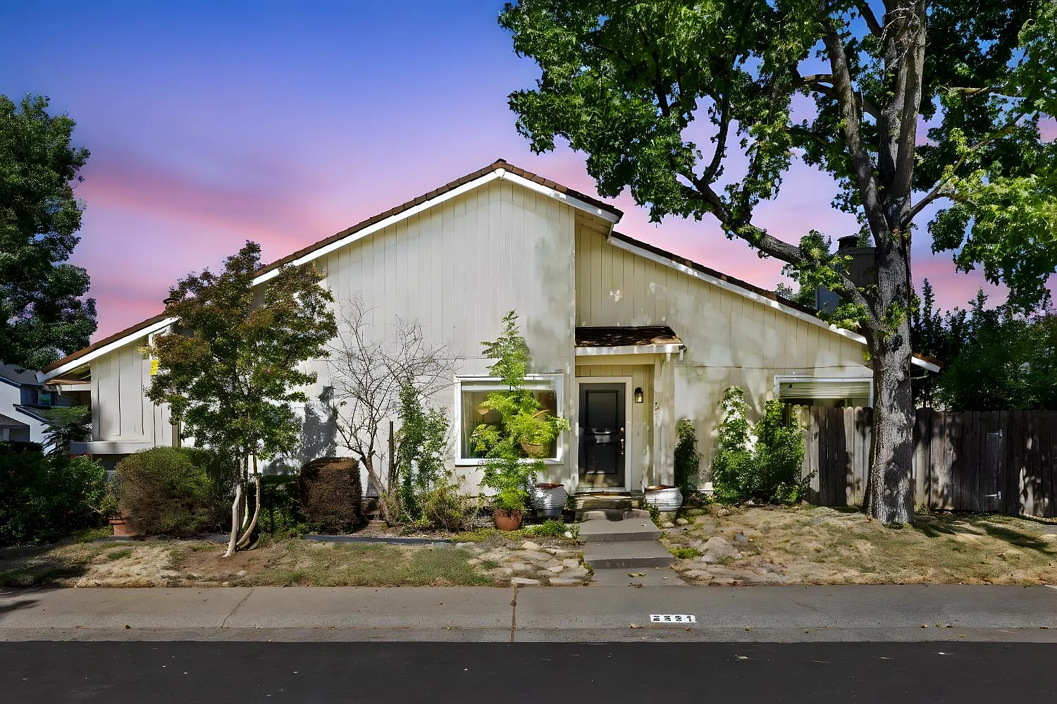 2331 Pecan Grove Way photo 1