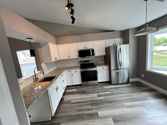4th image of 1029 Dale Hollow Dr