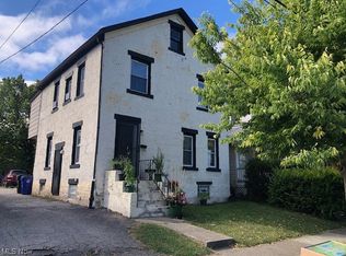 16220 Grovewood Ave, Cleveland, OH