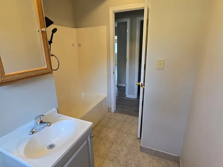 7431 Sabre Ave — Photo 6