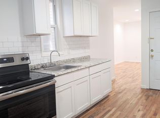 6721 60th St #1A, Ridgewood, NY 11385