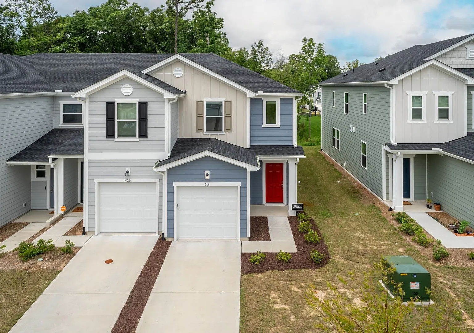 Meticulously Maintained Townhome! — Photo 1