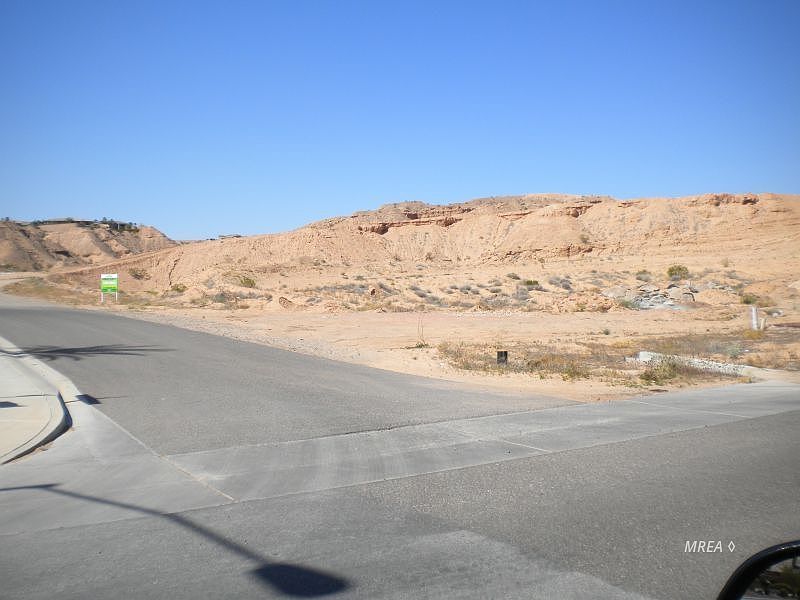 2nd image of 475 Horizon Blvd