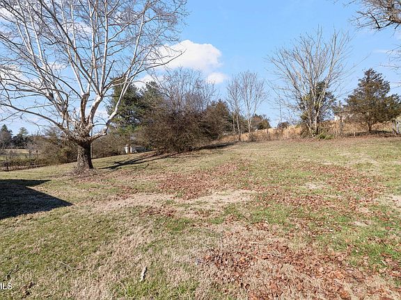 38th image of 2616 Volunteer Pkwy