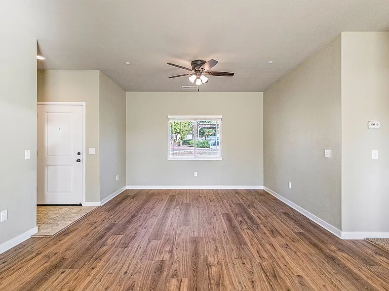Pheasant Ridge Commons — Photo 1