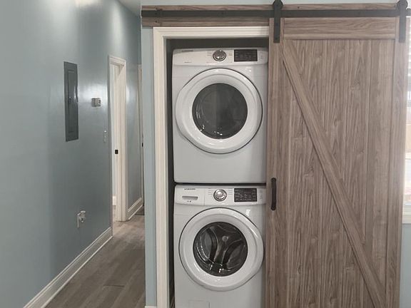 2nd image of 102 Mount Pleasant Ave #1
