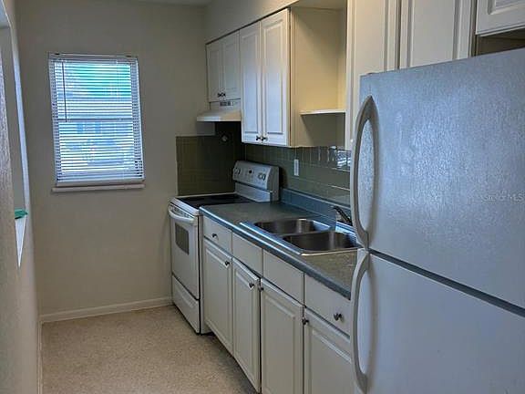 4th image of 4444 Swift Rd APT 23