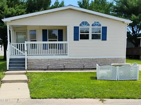 51 Pine Ridge Boulevard, Whiting, NJ 08759