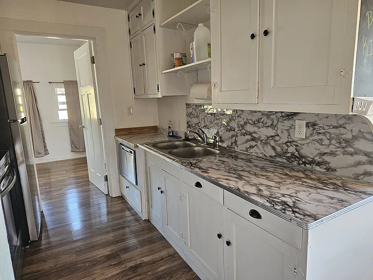 Kitchen sink side