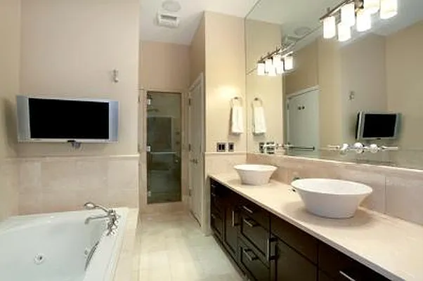 Sold by Corcoran | media 8