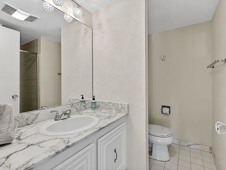 3400 N Ocean Dr #408 — Photo 11