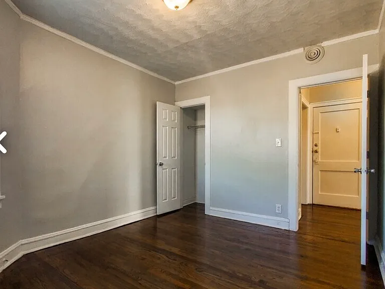 8007 S Carpenter St #2N — Photo 6