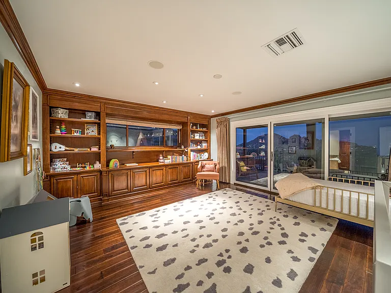 4455 E Moonlight Way — Photo 9