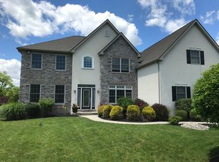 3201 Teakwood Dr, Coopersburg, PA 18036