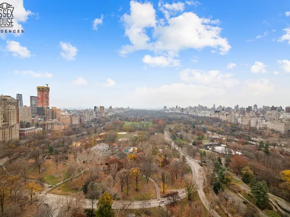 160 Central Park South image 13 of 14