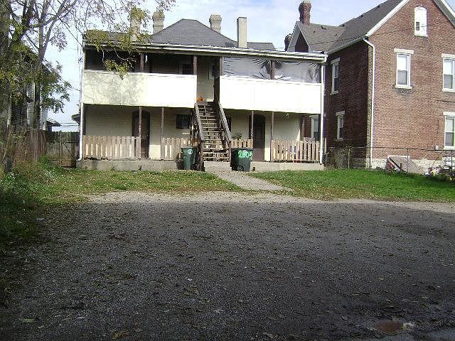 2nd image of 2604 E 5th St